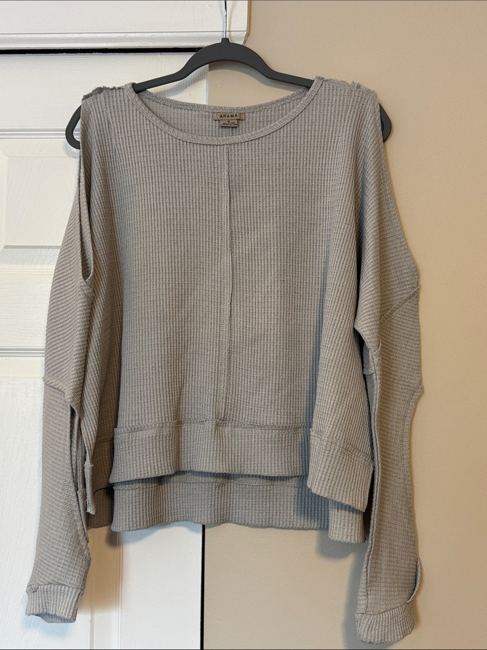 Anama Light Gray Waffle Cold Shoulder Top